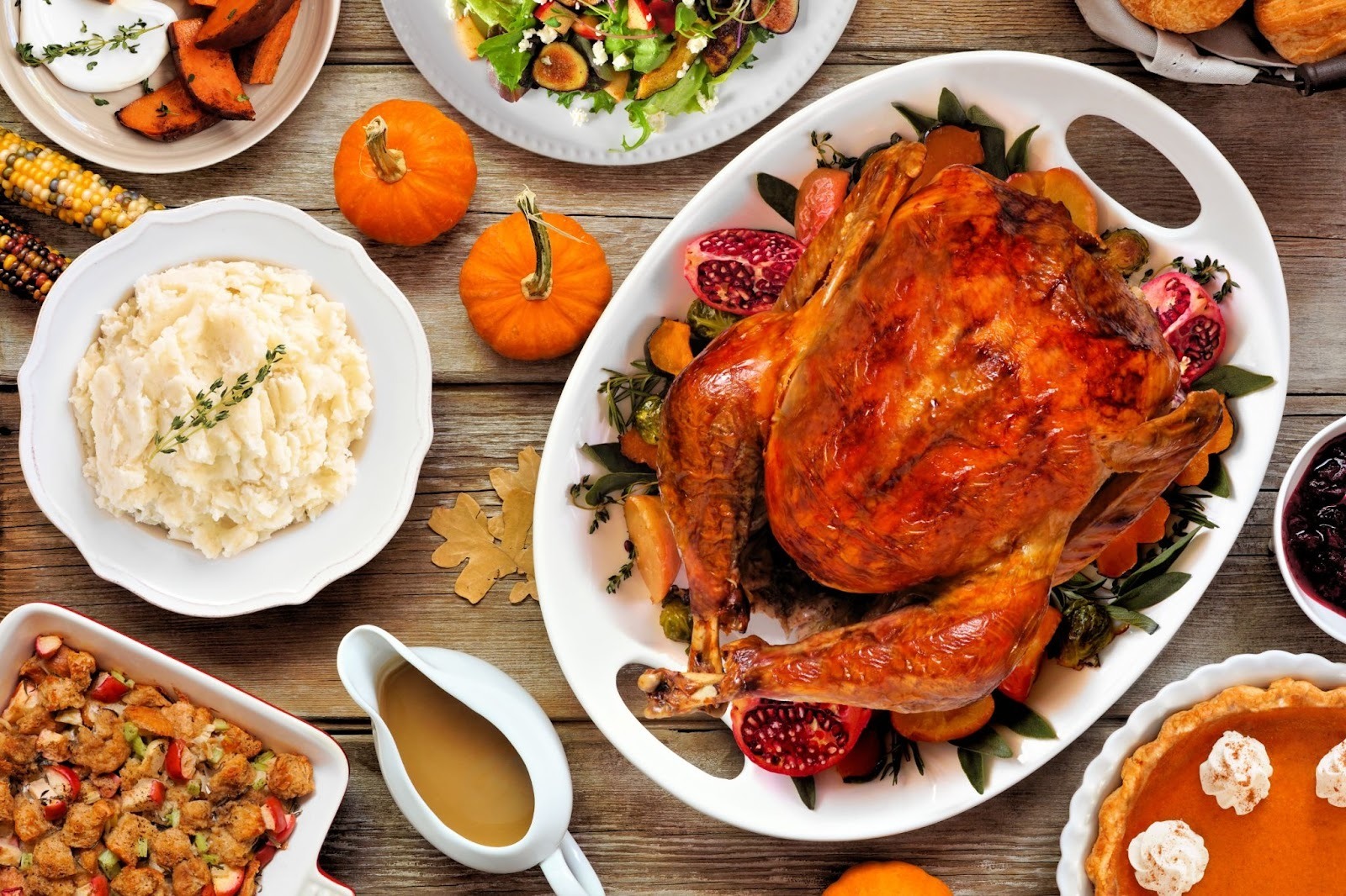 How to Enjoy Thanksgiving Foods with Braces or Invisalign